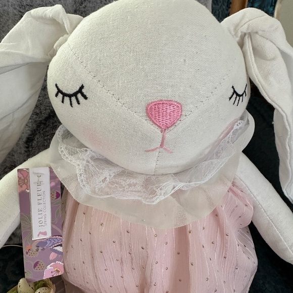 NWT JOLIE FLEUR  Bunny Shelf Sitter - Picture 4 of 7